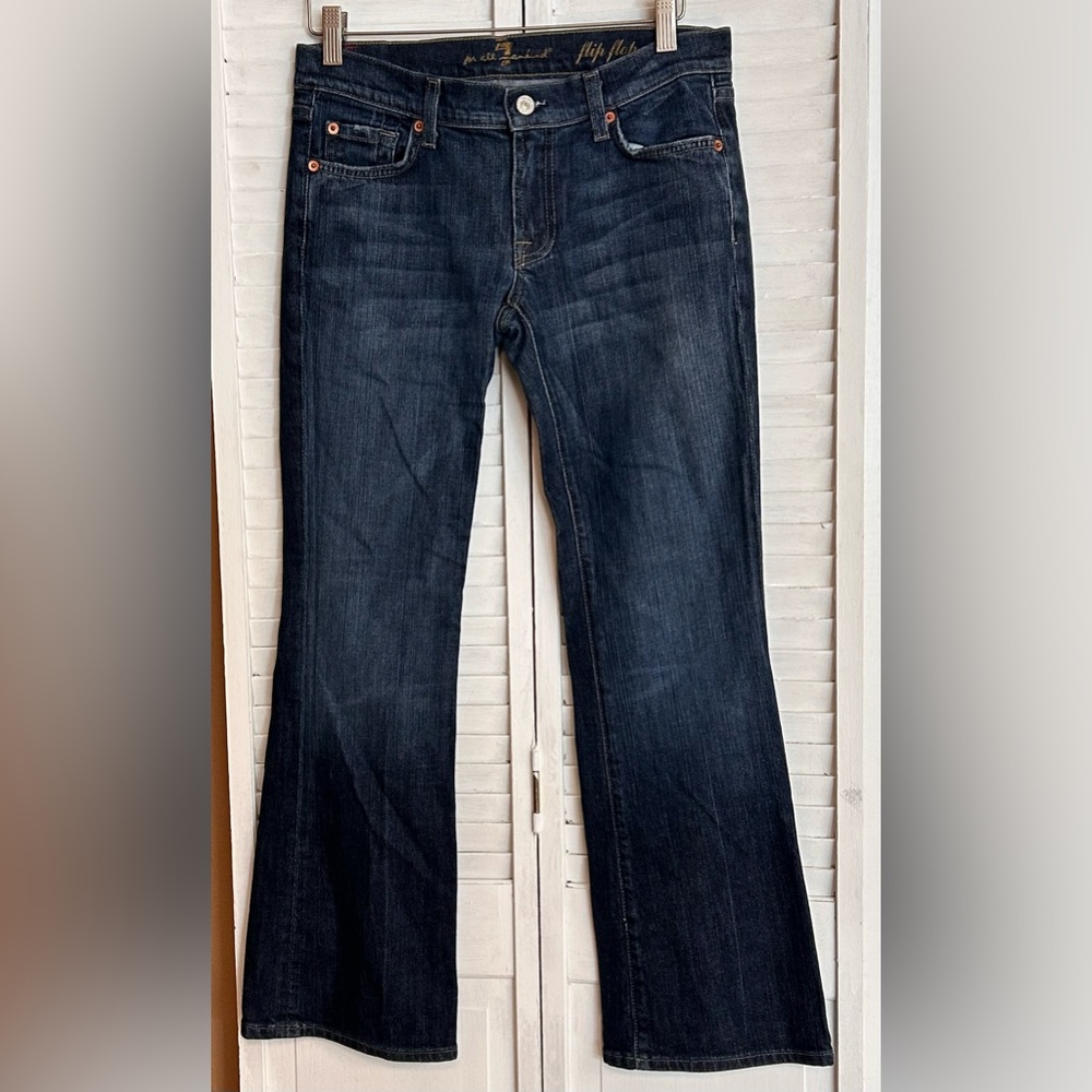 7FAM 7 For All Mankind waist size 27 Flip Flop stretch blue jeans short